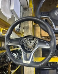 Sükan çarxı Nissan Note — şəkil 3