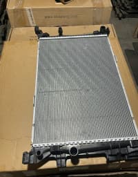 Su radiatoru Mercedes W117 — şəkil 9