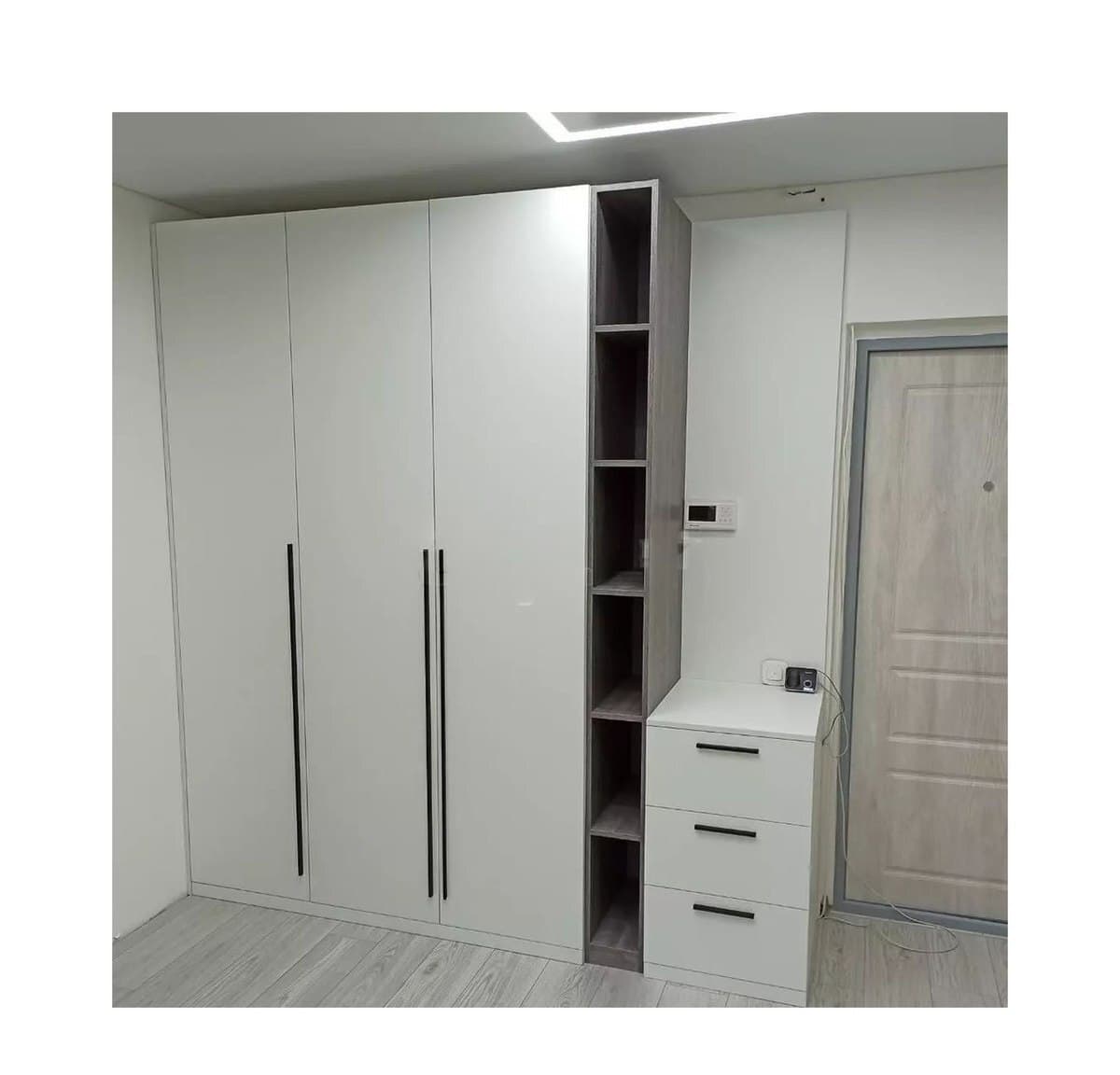 3 qapılı dolab