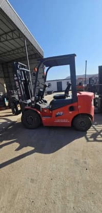 Forklift HELI CPCD20 2 tonluq dizel 2024 — şəkil 1