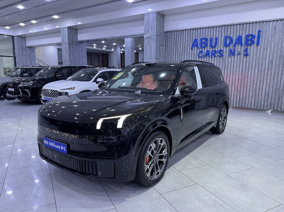 Lynk & Co 900, 2026 il, 0 km, 2000 L