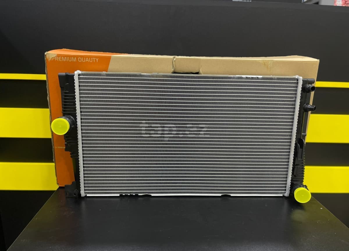 Su radiatoru BMW F10