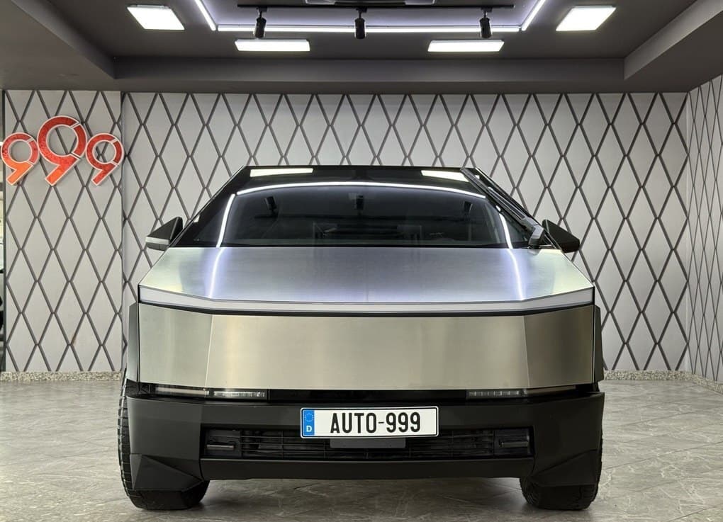 Tesla Cybertruck, 2024 il, 41000 km