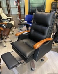 Qara rəng, Ofis stulu — şəkil 29