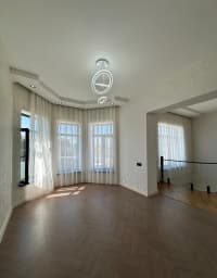 8 otaqlı bağ evi 350 m² satılır — şəkil 14