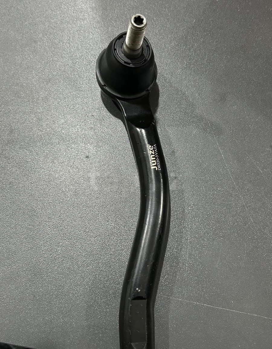 Sükan ucluğu Nissan D8520-3VA0A