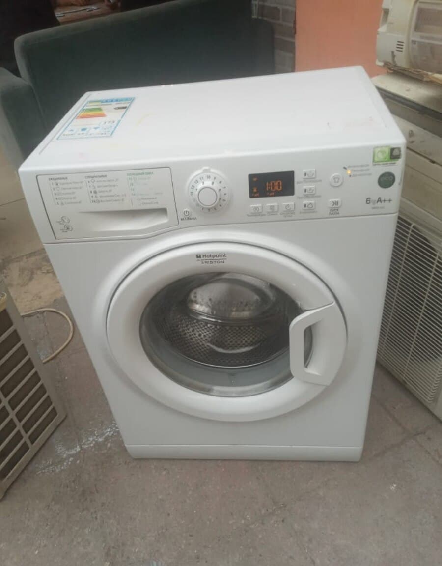 Hotpoint-Ariston paltaryuyan maşın