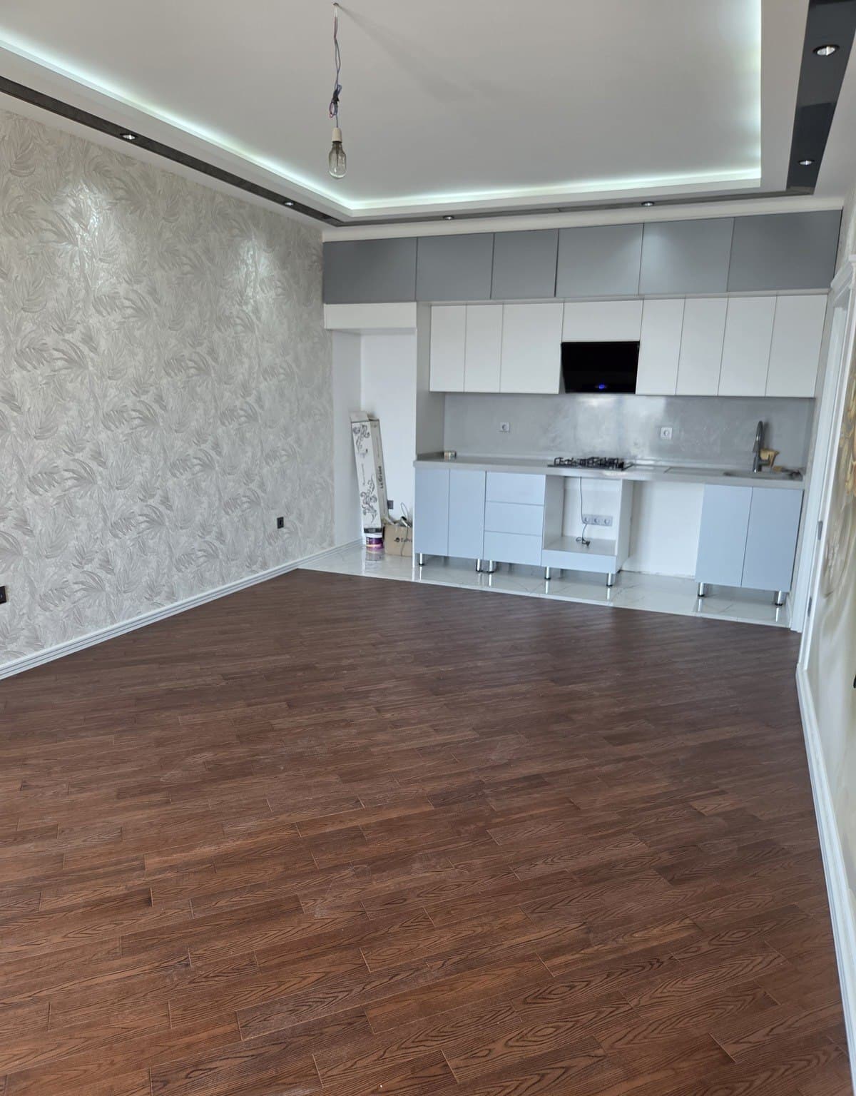 3 otaqlı mənzil 106 m² satılır