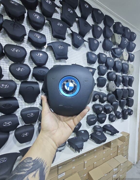 Airbag qapağı BMW i3