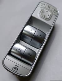 Şüşə qaldıran düymə Mercedes GLS, GLE, W167 — şəkil 2