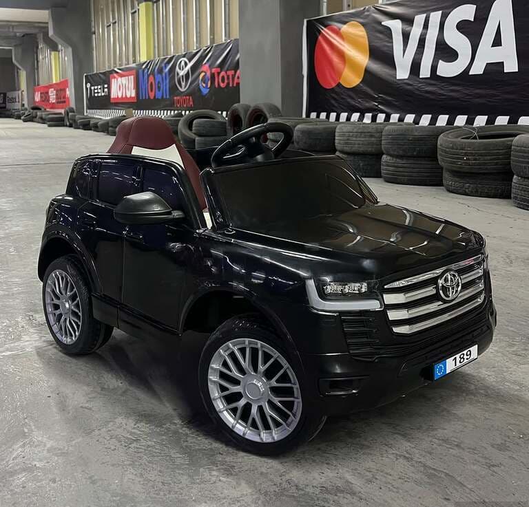 Uşaq avtomobili Toyota