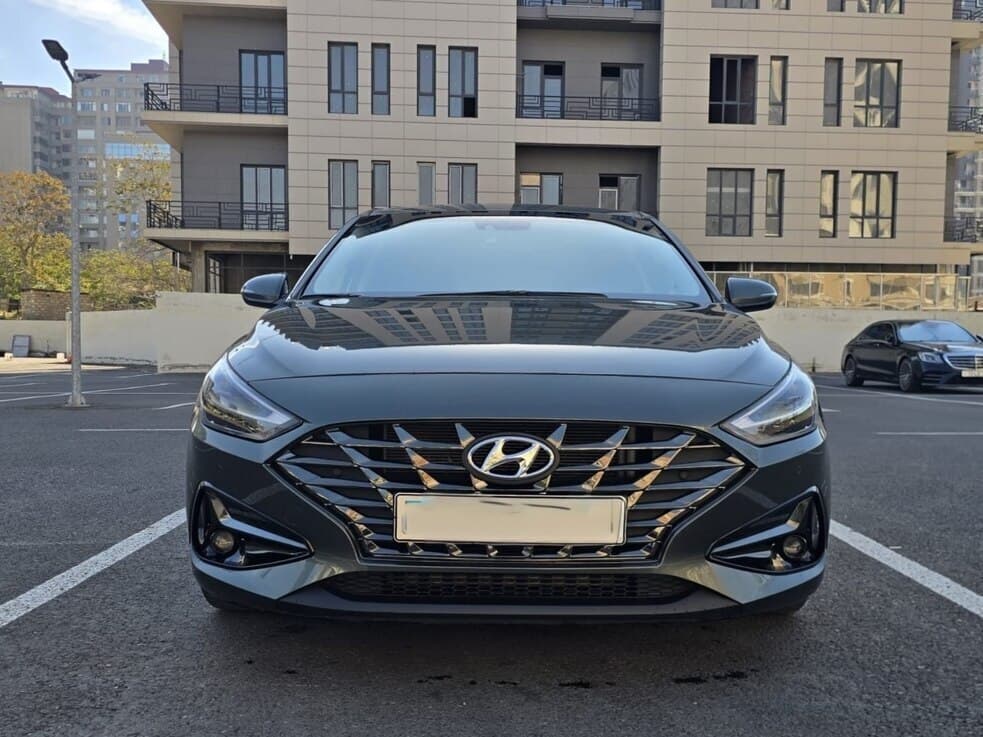 Hyundai i30, 2023 il, 37700 km, 1000 L