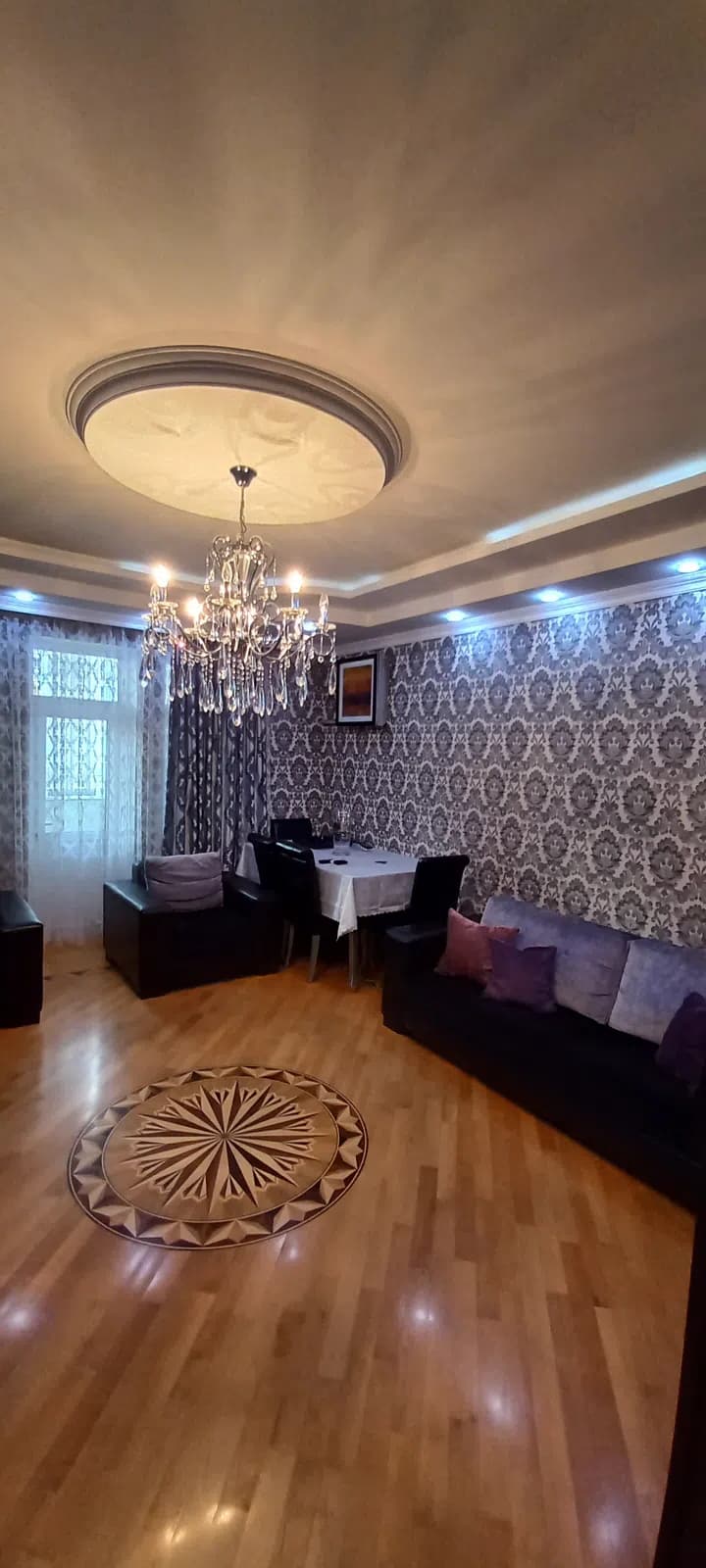 3 otaqlı mənzil 112 m² satılır