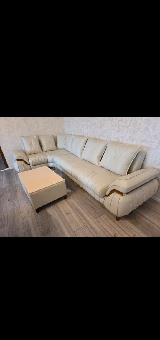 Künc divan, Qarışıq rəng