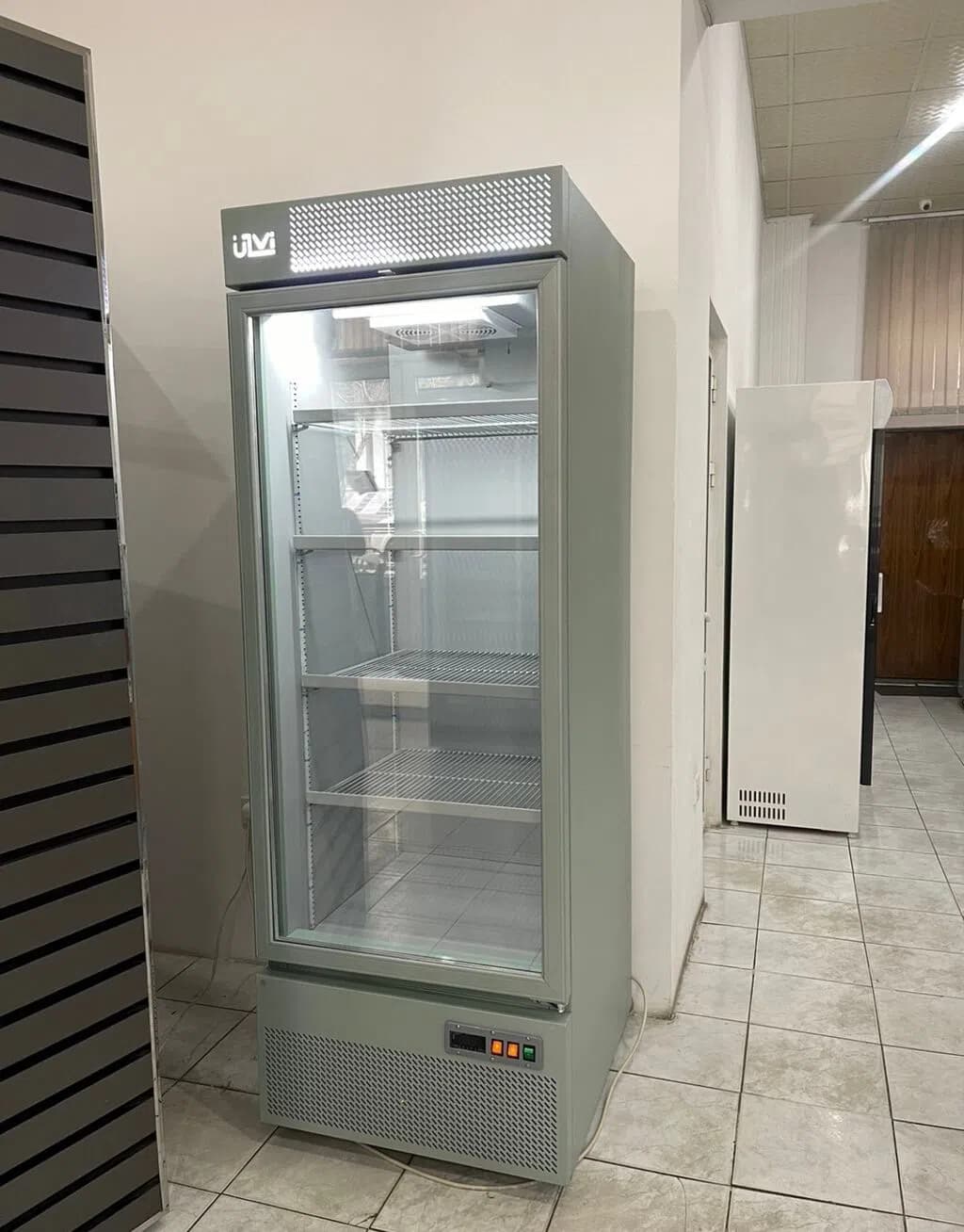Süd məhsulları üçün soyuducu vitrin 70x75x200 sm