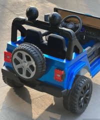 Uşaq avtomobili Jeep Wrangler mavi — şəkil 2