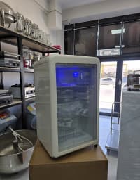 Bosch Minibar Soyuducu Vitrin — şəkil 10