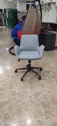 Boz rəng, Ofis üçün kreslo — şəkil 2