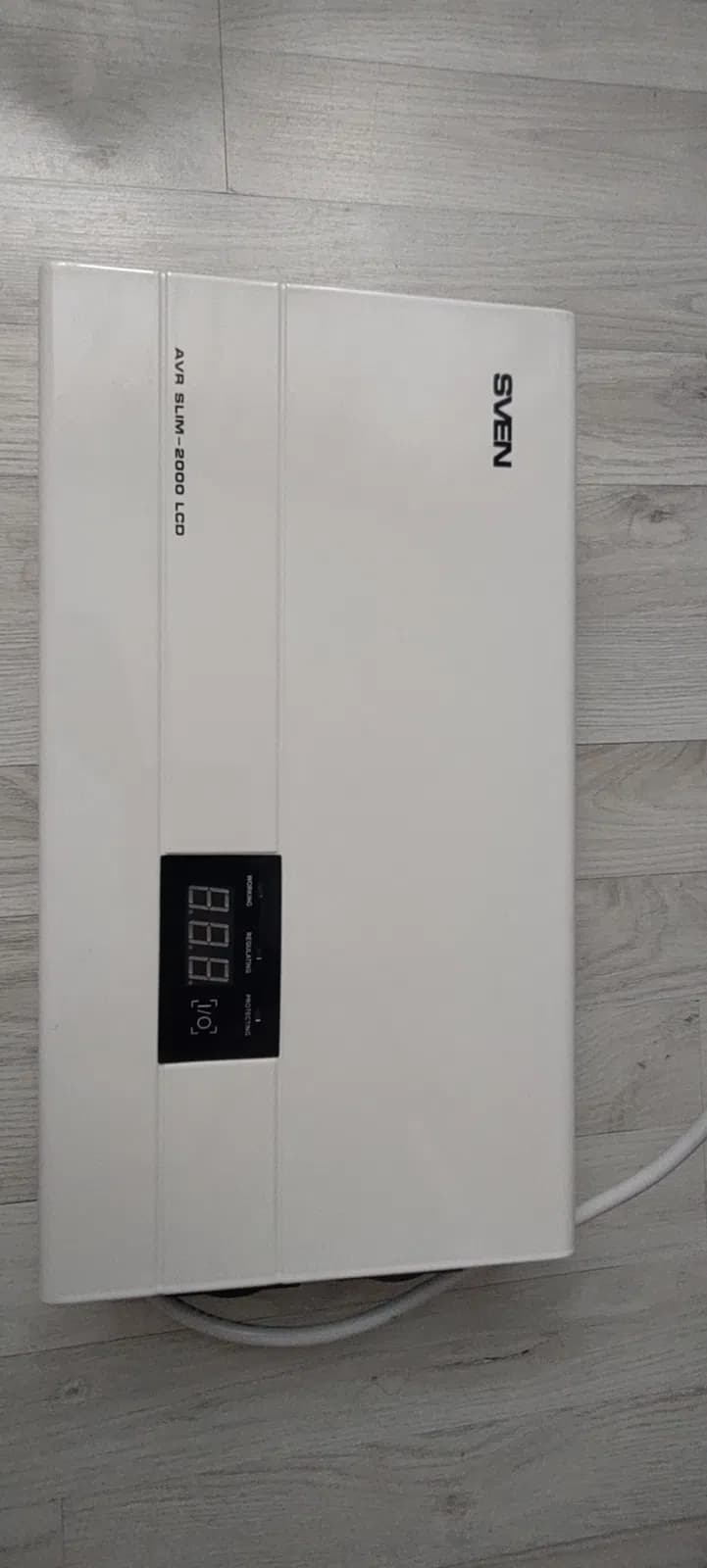 Sven AVR Slim-2000 LCD Gərginlik Stabilizatoru