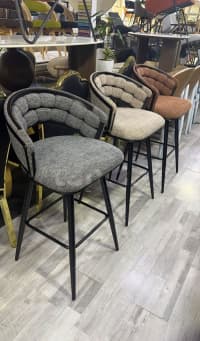Stul, Qarışıq rəng — şəkil 1