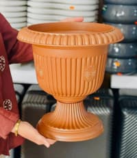 Ayaqlı Dekorativ Plastik Dibçək — şəkil 3