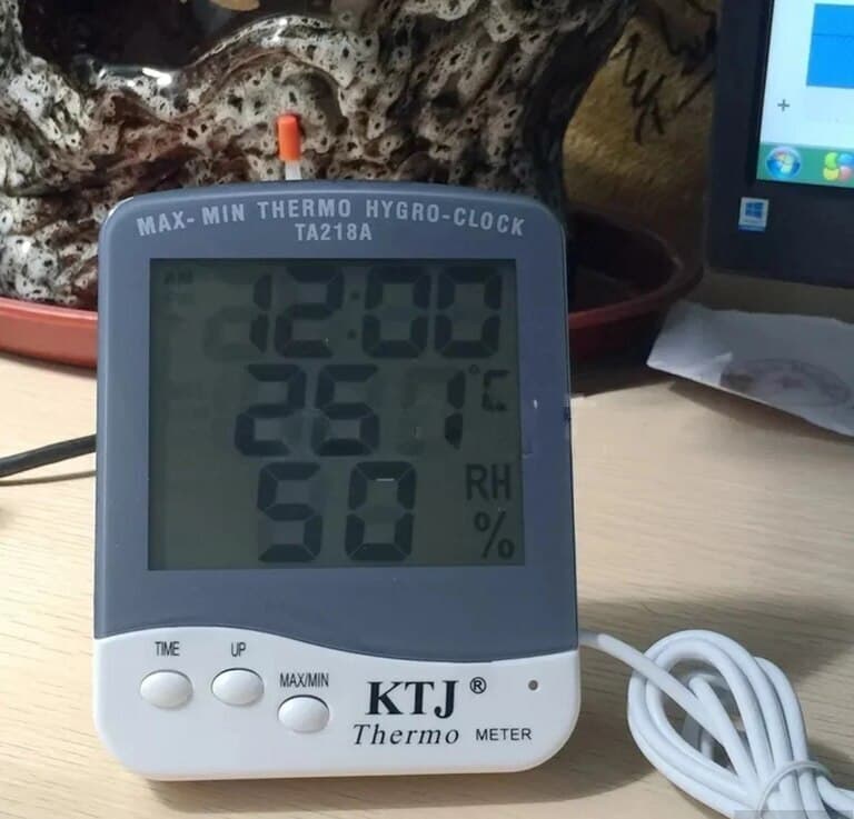 Termometr və nəmişlik ölçən KTJ TA-218A