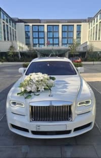 Avtomobil icarəsi Rolls Royce Ghost 2020 — şəkil 1