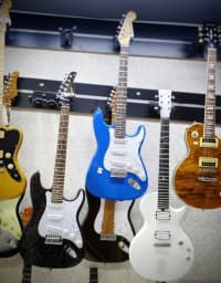 Elektrik gitara, 6 simli — şəkil 6