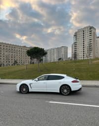 Toy maşını icarəsi Porsche Panamera 2017 — şəkil 8