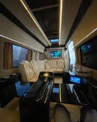 Mikroavtobus icarəsi Mercedes Sprinter VIP — şəkil 7