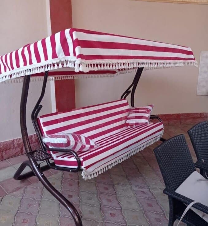 Bağ yelləncəyi, Qarışıq rəng