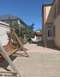 8 otaqlı həyət evi 300 m² satılır — şəkil 4