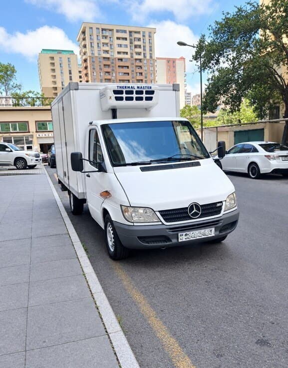 Soyuduculu furqon Mercedes Sprinter 313, 2005