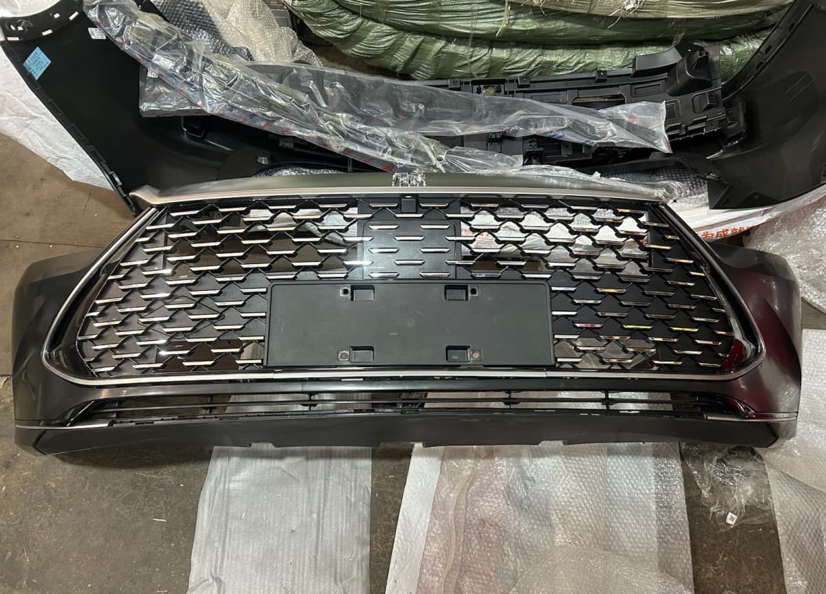 Ön bufer BYD Qin Plus