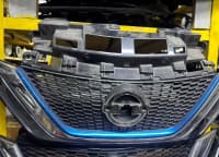 Radiator barmaqlığı Nissan Note — şəkil 3