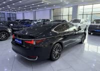 Lexus ES 300h, 2023 il, 67800 km, 2500 L — şəkil 5