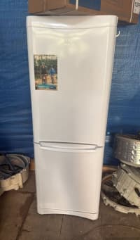 Indesit soyuducu — şəkil 1