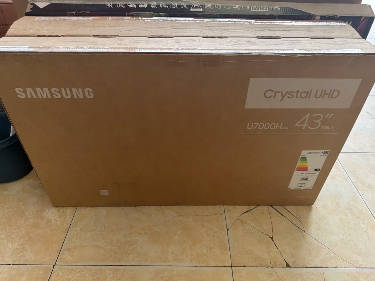 Samsung Televizor 43" Crystal