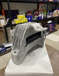 Mühərrik sağ yastığı Chevrolet Cruze — şəkil 1