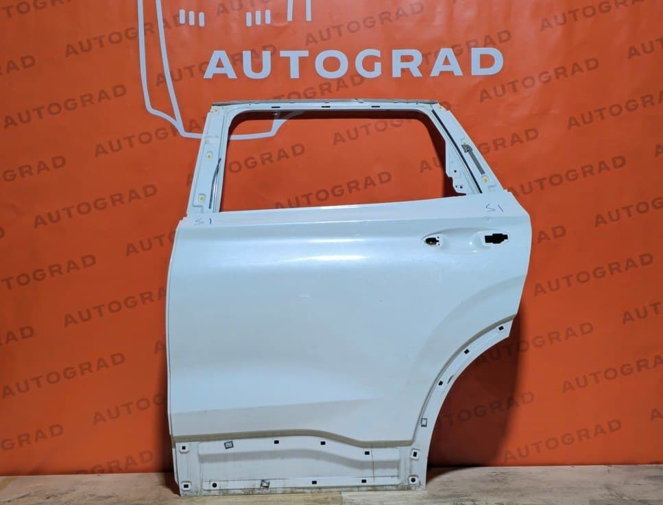 Qapı Hyundai Santa Fe 2019-2020