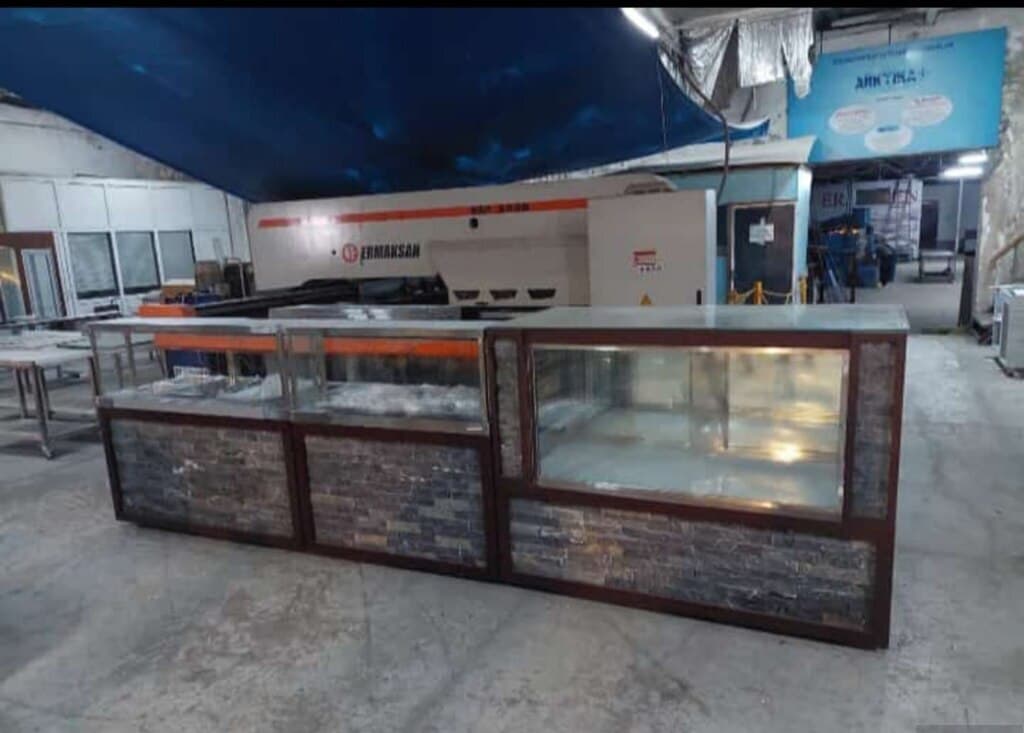 Şirniyyat və Restoran üçün Soyuducu Vitrinlər