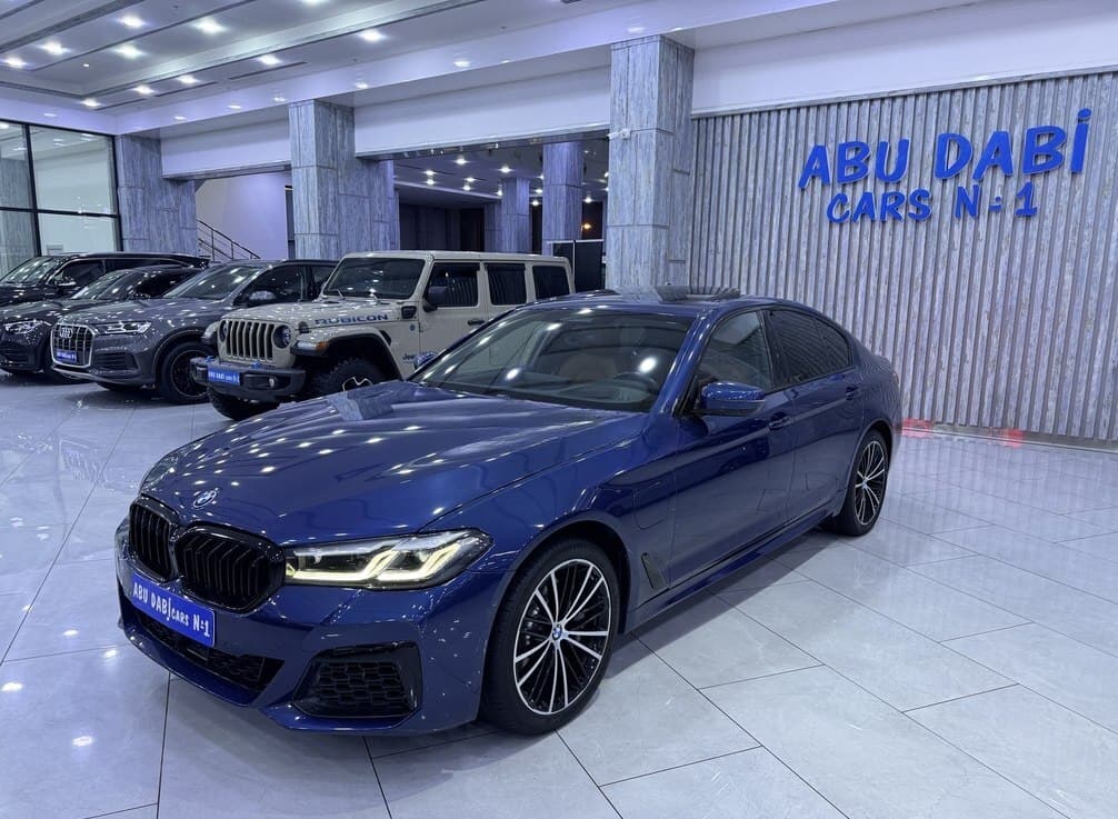 BMW 530e, 2022 il, 76800 km, 2000 L