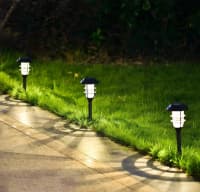 Günəş enerjili bağ və park yolu işıqları — şəkil 2