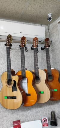 Klassik gitara , 6 simli — şəkil 15