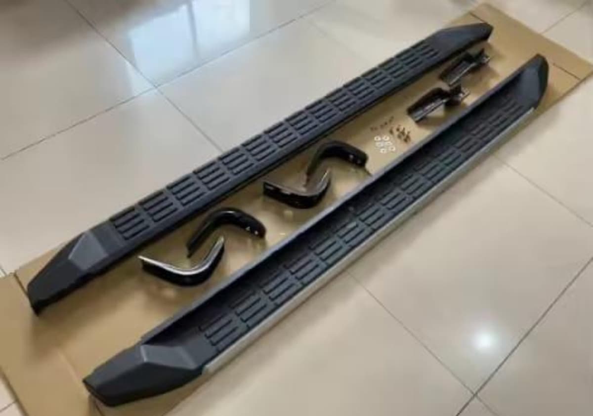 Yan ayaqaltı Mitsubishi L200