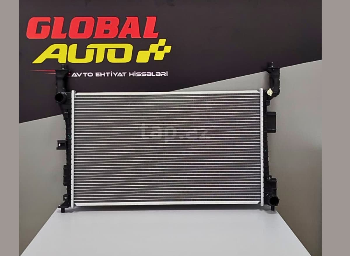 Su radiatoru Kia K5 2020-2025 2.0 Hybrid
