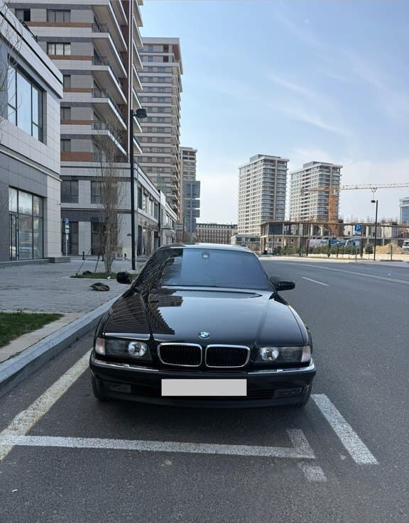 BMW L7, 1998 il, 112000 km, 5.4 L