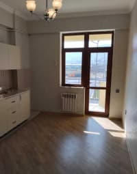 4 otaqlı mənzil 140 m² satılır — şəkil 8