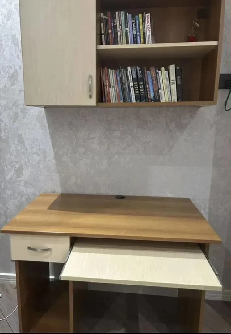 İşçi masası Qəhvəyi rəng