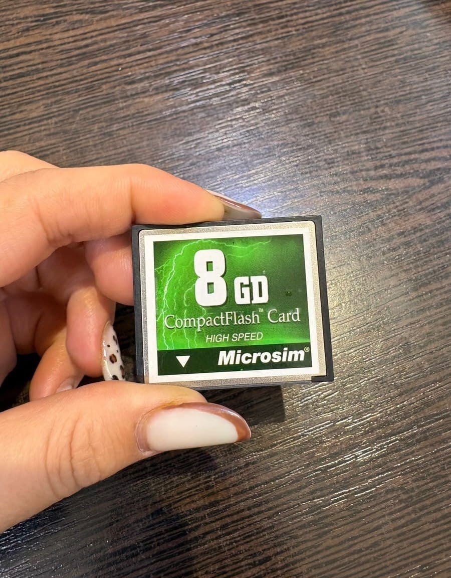 128 GB yaddaş kartı